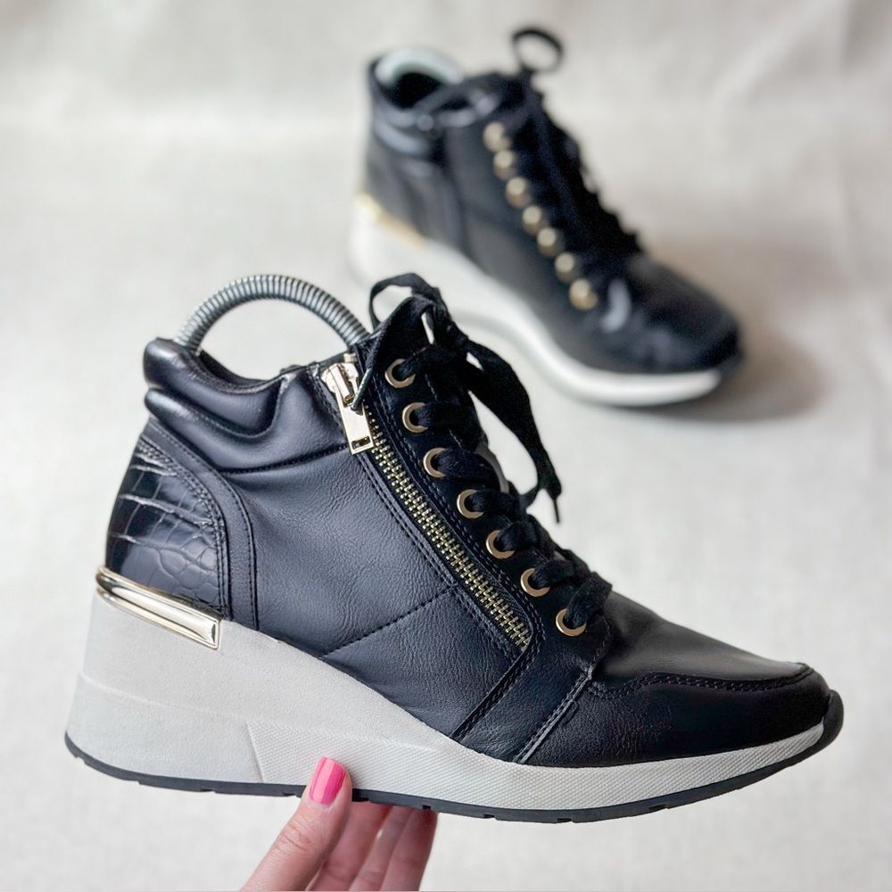 ALDO Black and Gold Women's High-Top Sneakers Lopez style, size US 8